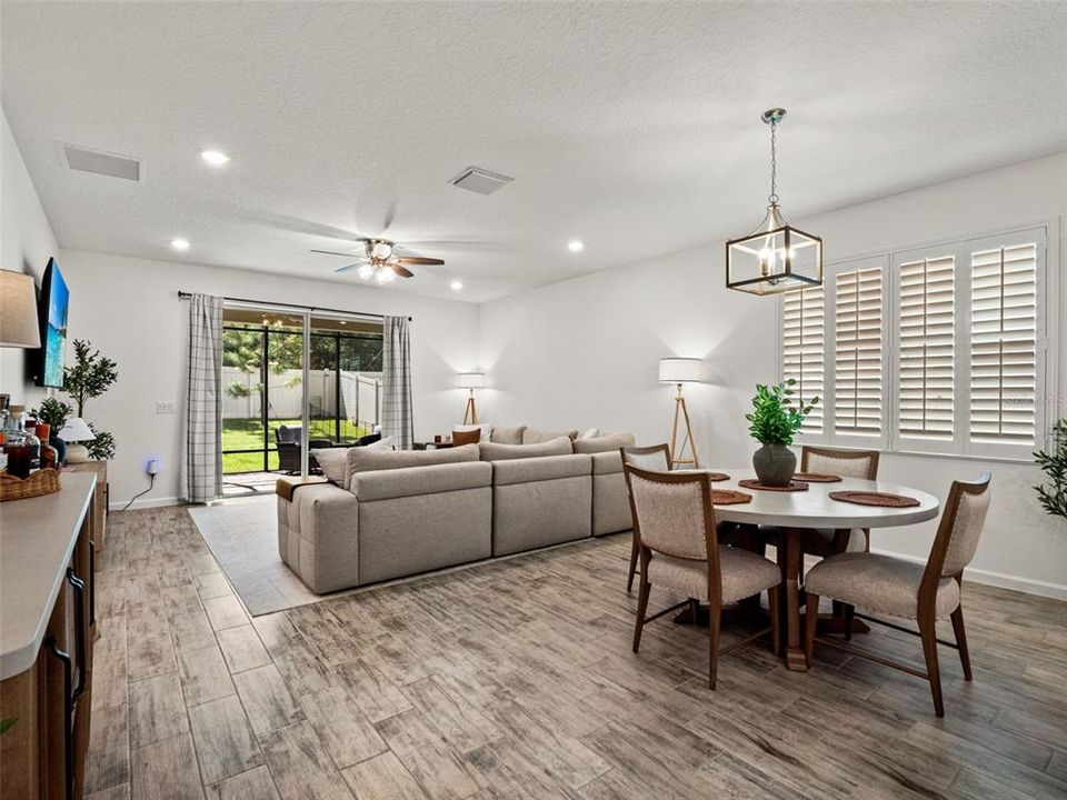 For Sale: $465,000 (3 beds, 2 baths, 1966 Square Feet)