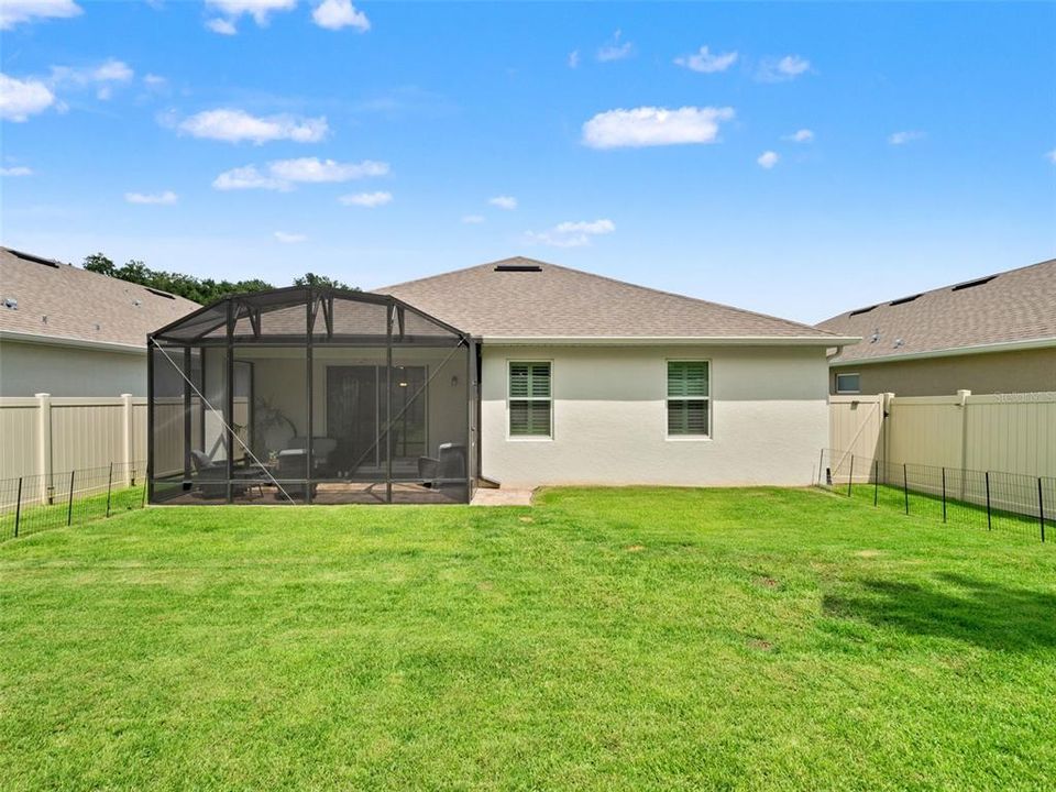 For Sale: $465,000 (3 beds, 2 baths, 1966 Square Feet)