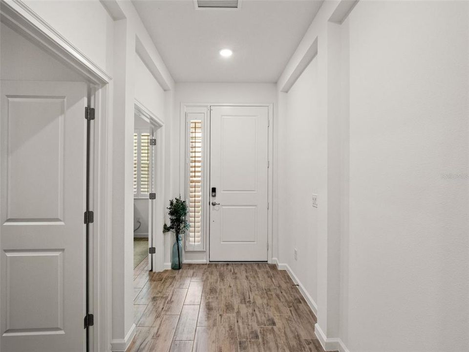 For Sale: $465,000 (3 beds, 2 baths, 1966 Square Feet)