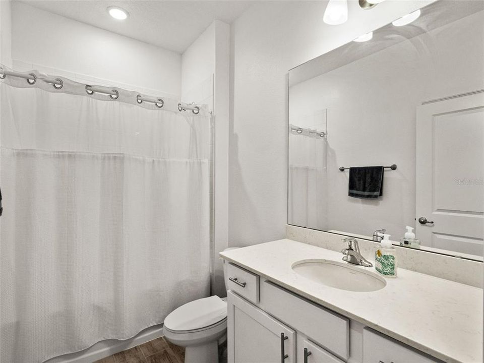 For Sale: $465,000 (3 beds, 2 baths, 1966 Square Feet)