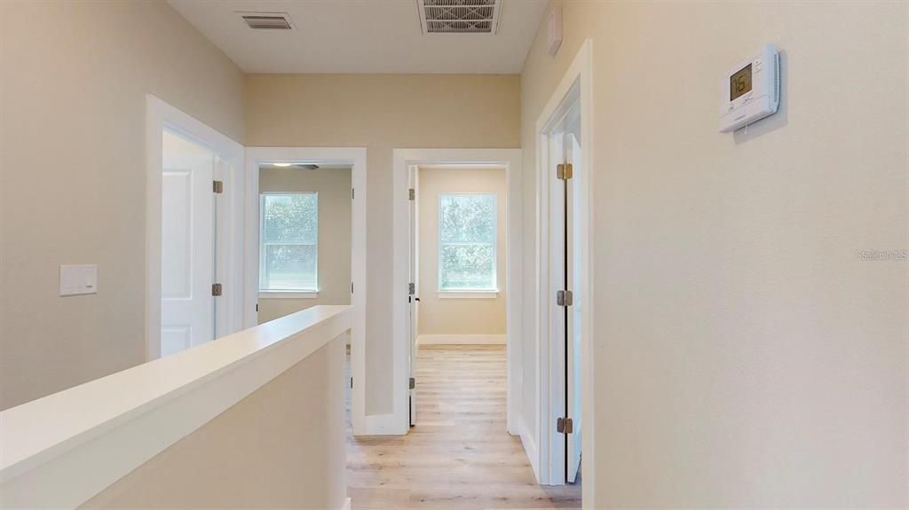 En Venta: $879,999 (5 camas, 2 baños, 3297 Pies cuadrados)