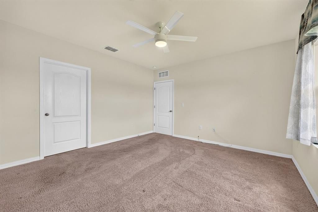 For Sale: $349,000 (3 beds, 2 baths, 1610 Square Feet)