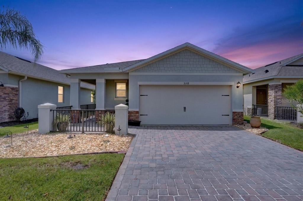 For Sale: $349,000 (3 beds, 2 baths, 1610 Square Feet)