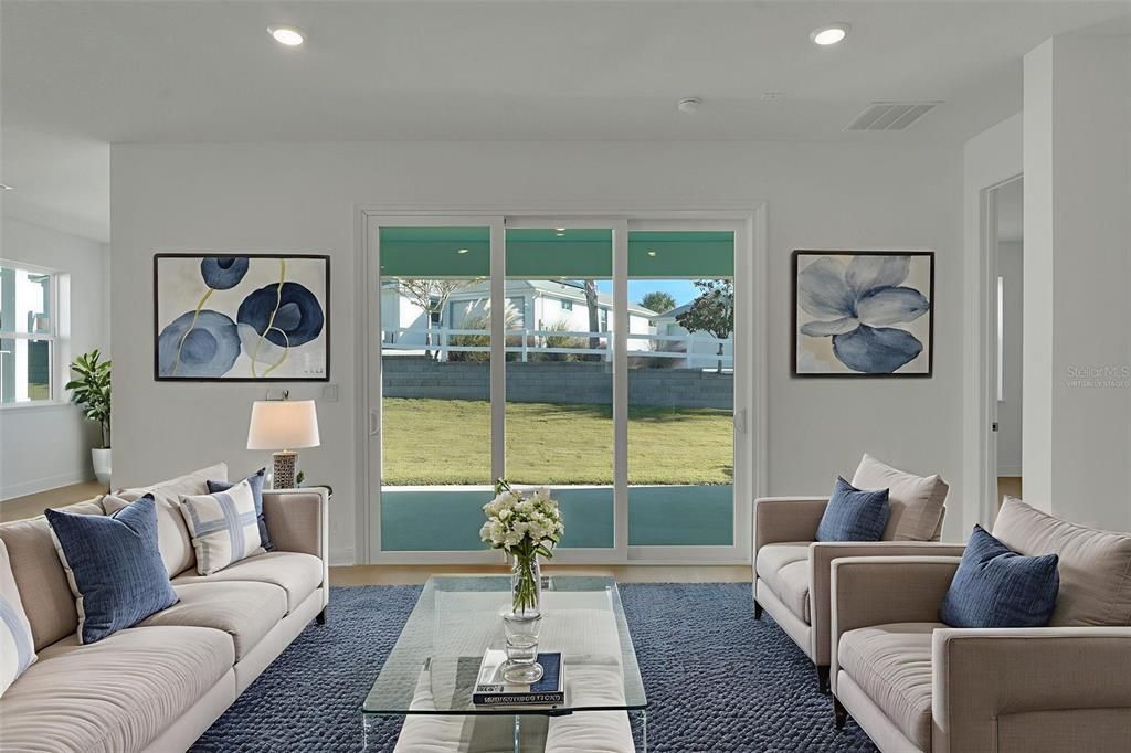 Active With Contract: $289,990 (2 beds, 2 baths, 1812 Square Feet)