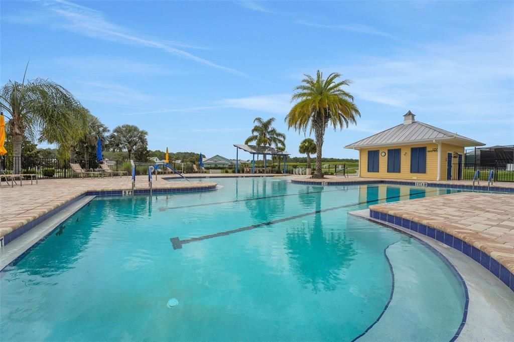 Active With Contract: $289,990 (2 beds, 2 baths, 1812 Square Feet)