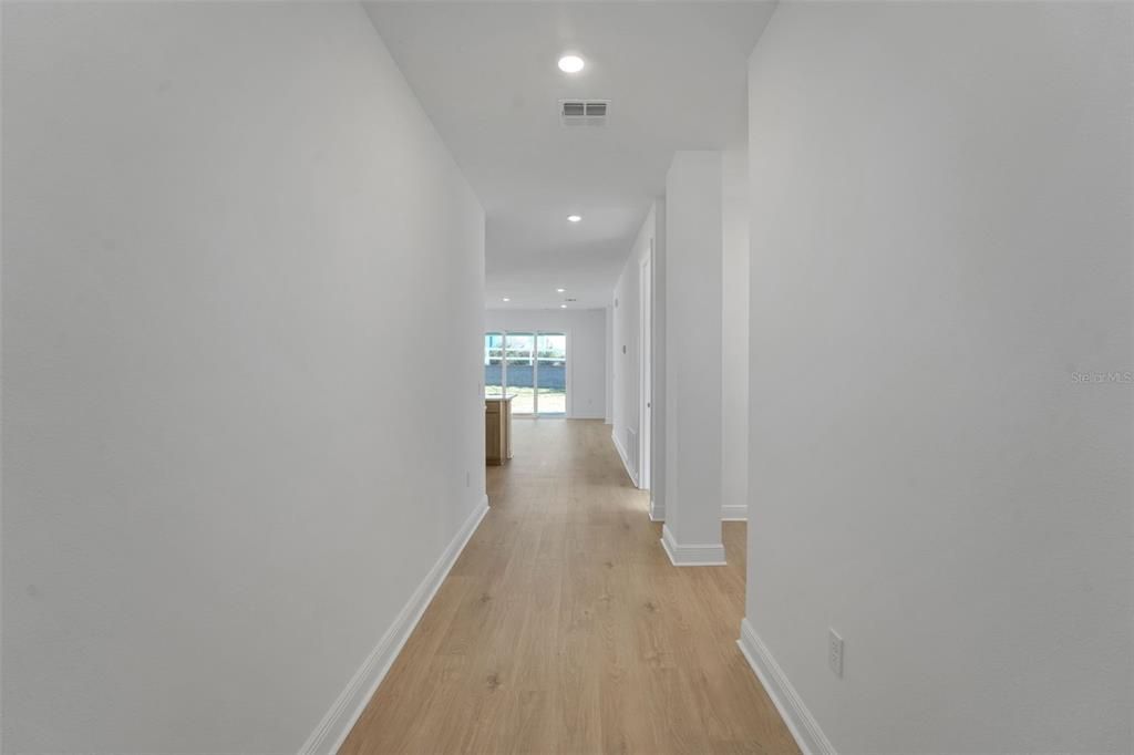 Active With Contract: $289,990 (2 beds, 2 baths, 1812 Square Feet)