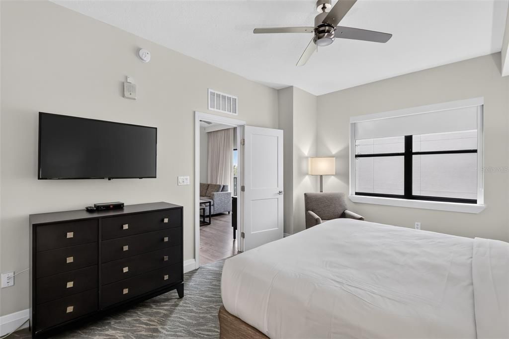 For Sale: $194,900 (3 beds, 2 baths, 1396 Square Feet)