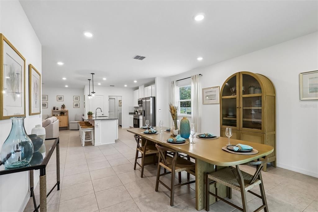 For Sale: $359,900 (4 beds, 2 baths, 1876 Square Feet)