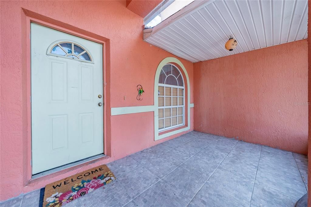 На продажу: $239,000 (4 спален, 3 ванн, 1446 Квадратных фут)