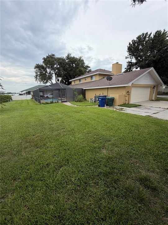 For Rent: $2,700 (3 beds, 2 baths, 2560 Square Feet)