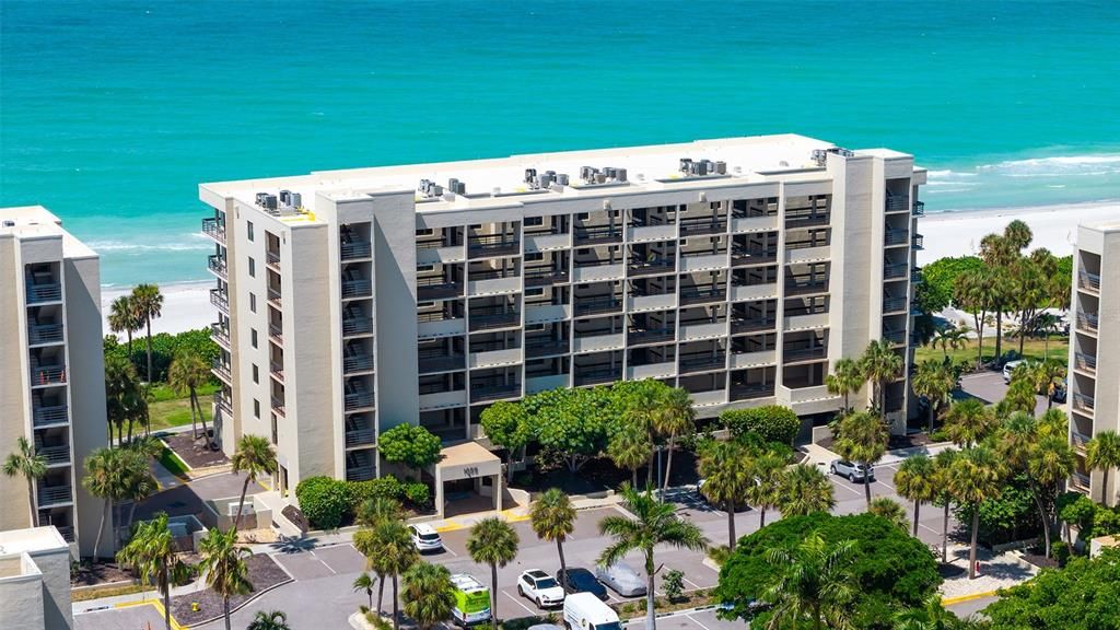 For Sale: $1,395,000 (2 beds, 2 baths, 1503 Square Feet)