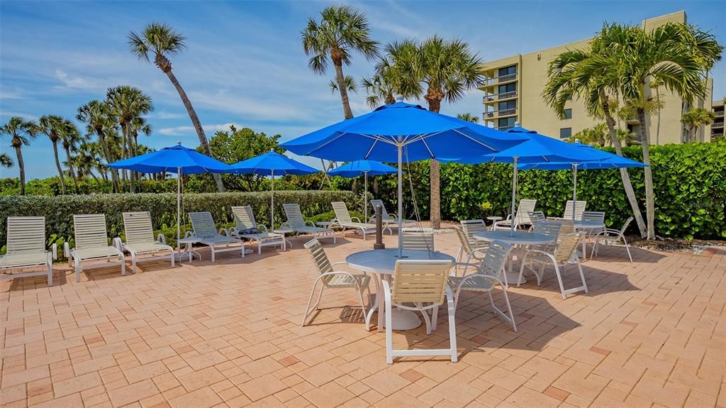 For Sale: $1,395,000 (2 beds, 2 baths, 1503 Square Feet)