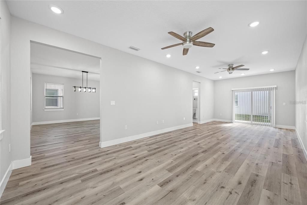 En Venta: $889,999 (6 camas, 4 baños, 3478 Pies cuadrados)