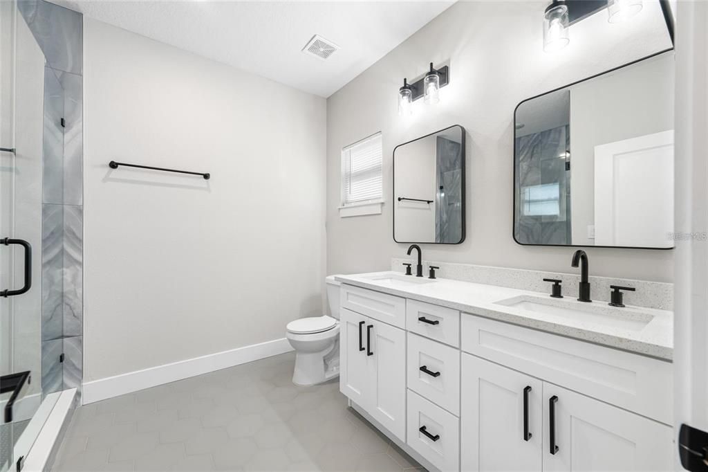 En Venta: $889,999 (6 camas, 4 baños, 3478 Pies cuadrados)