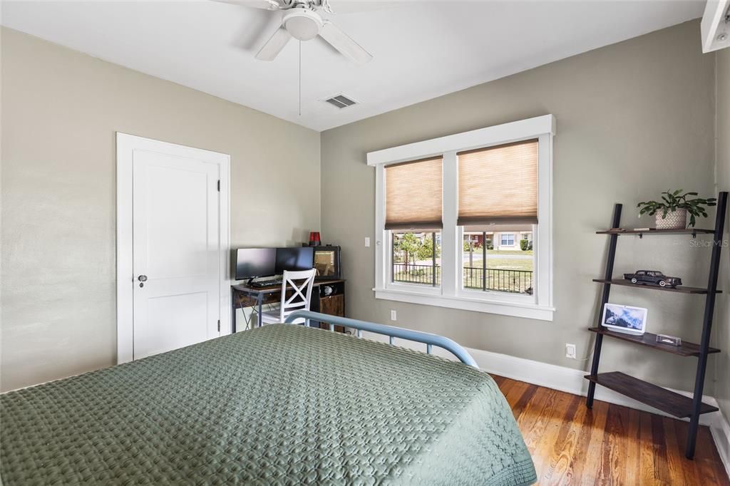 For Sale: $379,900 (3 beds, 1 baths, 1538 Square Feet)