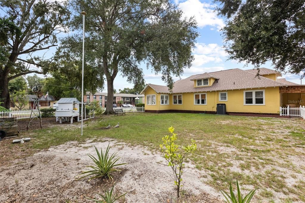 For Sale: $379,900 (3 beds, 1 baths, 1538 Square Feet)