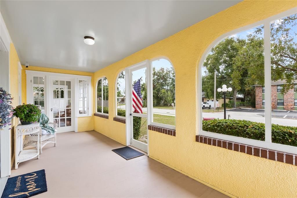 For Sale: $379,900 (3 beds, 1 baths, 1538 Square Feet)