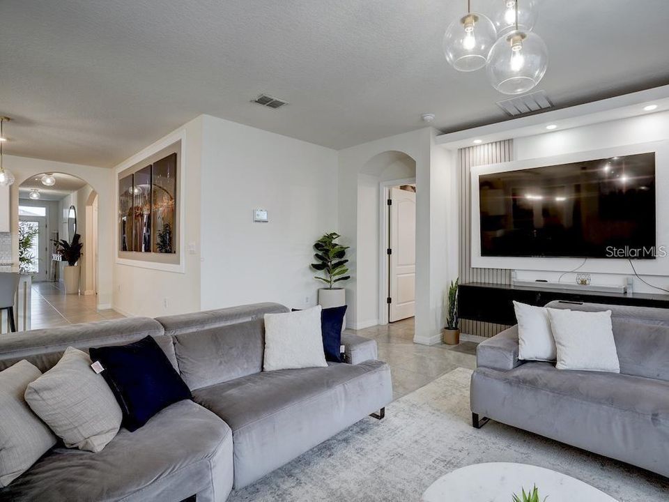 For Sale: $519,000 (4 beds, 2 baths, 1846 Square Feet)