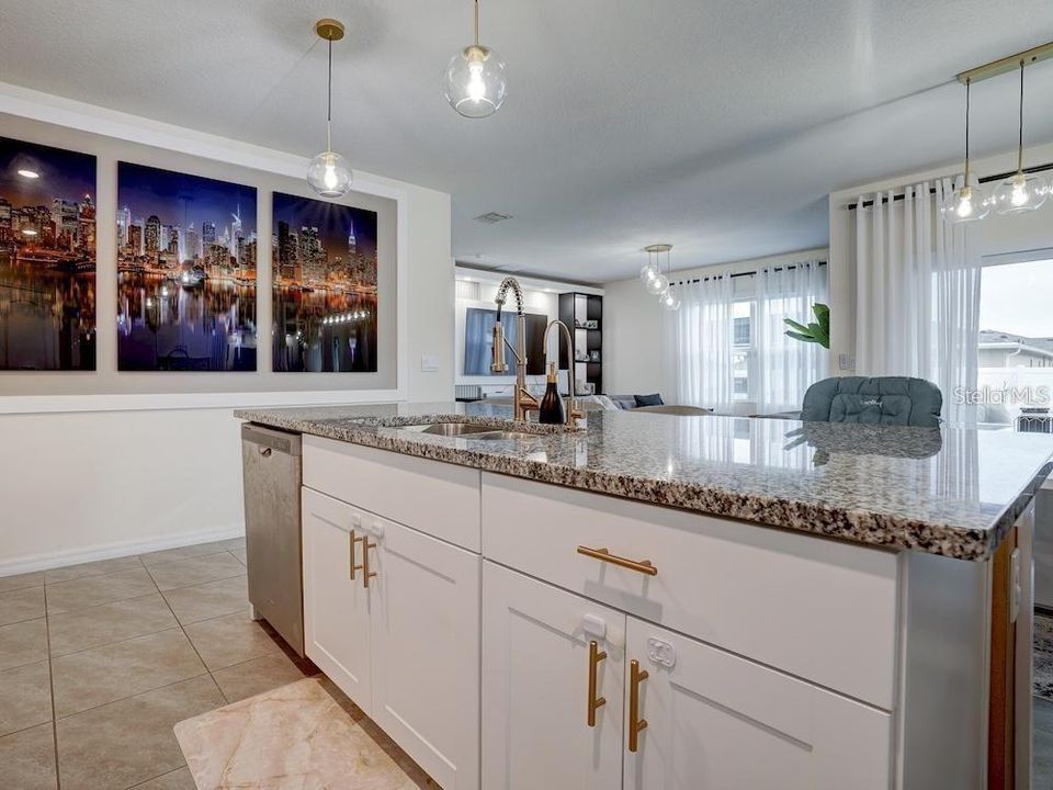 For Sale: $519,000 (4 beds, 2 baths, 1846 Square Feet)