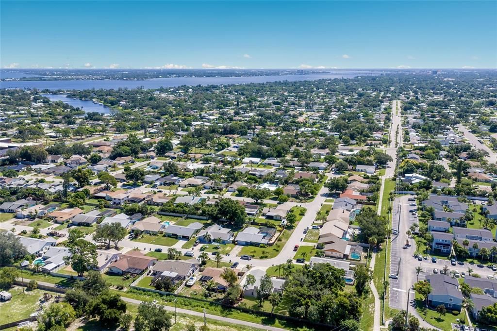 For Sale: $527,500 (3 beds, 2 baths, 1741 Square Feet)