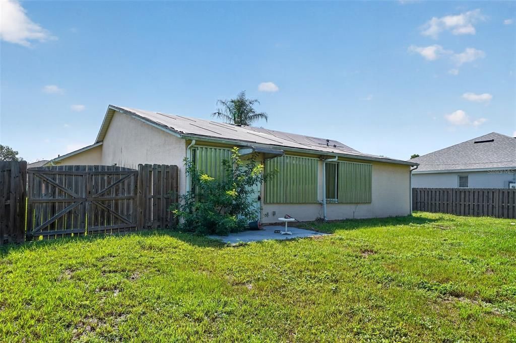 For Sale: $305,000 (3 beds, 2 baths, 1734 Square Feet)