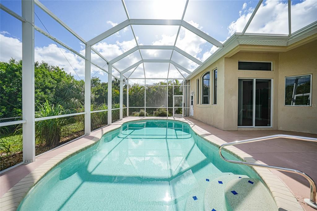 For Sale: $439,900 (3 beds, 3 baths, 2232 Square Feet)
