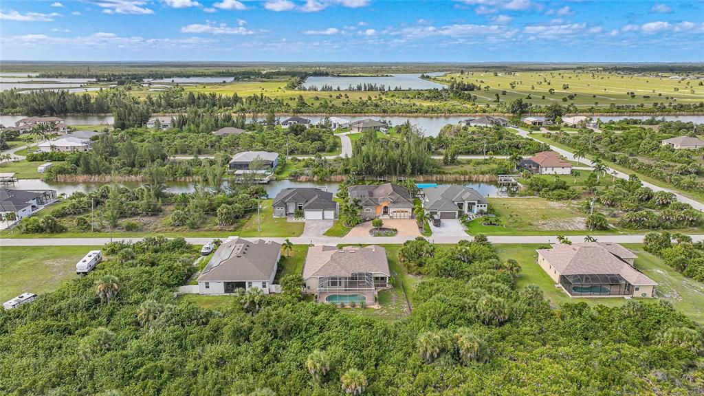 For Sale: $439,900 (3 beds, 3 baths, 2232 Square Feet)