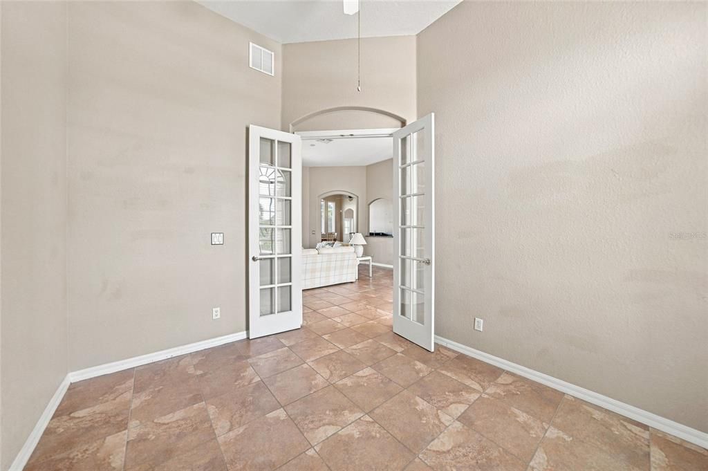 For Sale: $439,900 (3 beds, 3 baths, 2232 Square Feet)