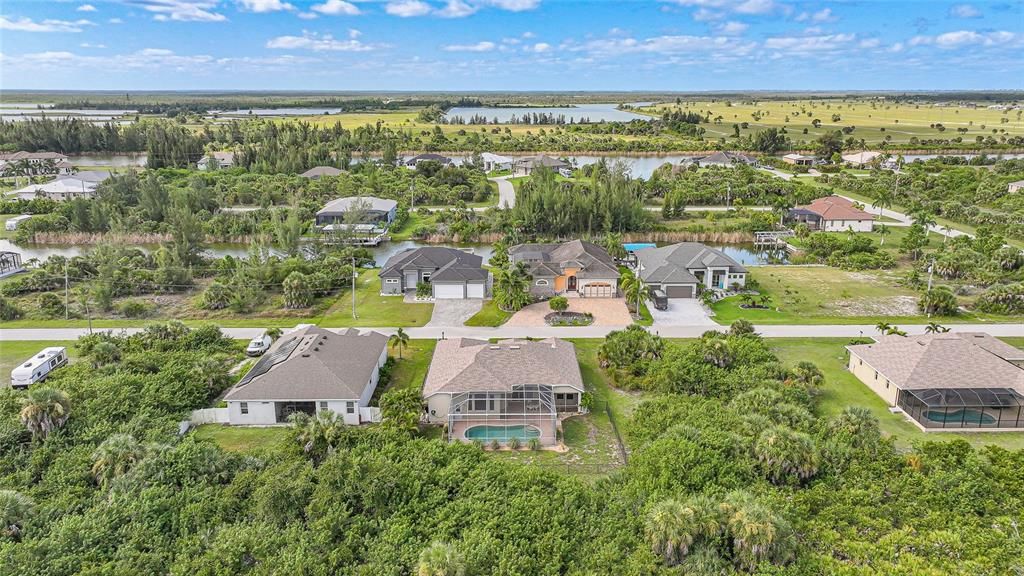 For Sale: $439,900 (3 beds, 3 baths, 2232 Square Feet)