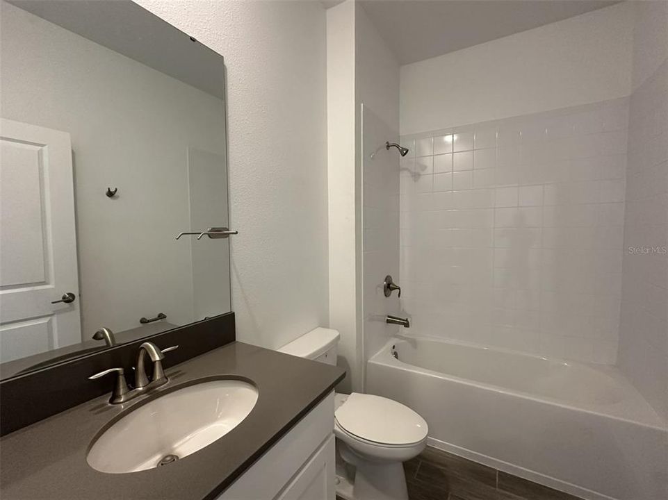 En Renta: $3,299 (5 camas, 3 baños, 3290 Pies cuadrados)