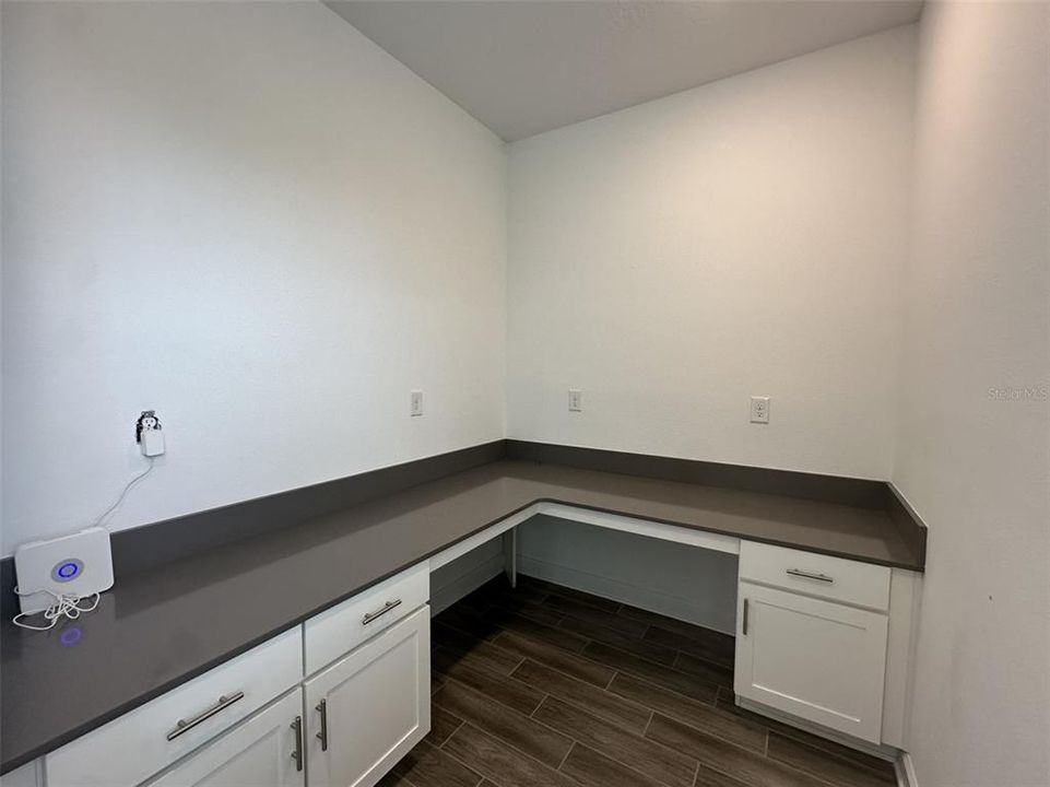 En Renta: $3,299 (5 camas, 3 baños, 3290 Pies cuadrados)