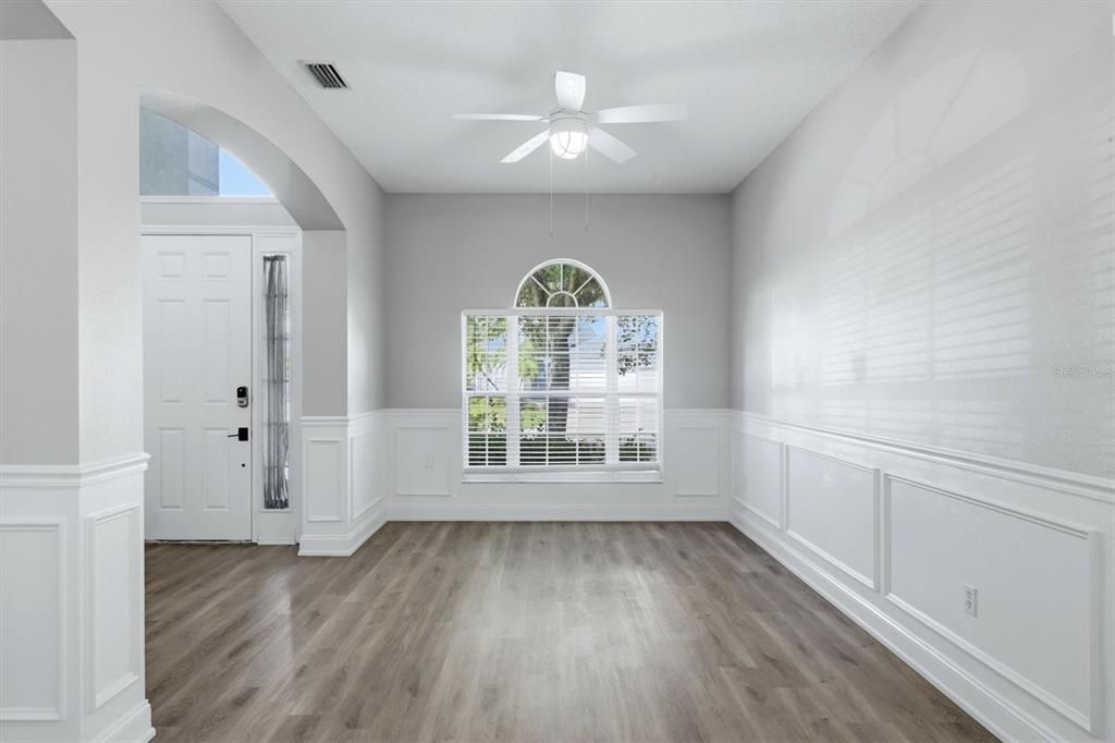 For Sale: $629,900 (4 beds, 3 baths, 2572 Square Feet)