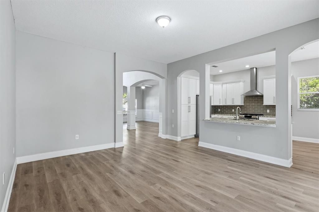 For Sale: $629,900 (4 beds, 3 baths, 2572 Square Feet)