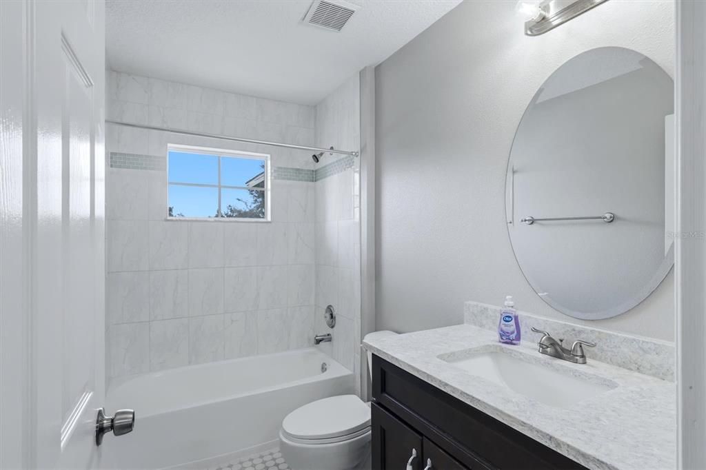For Sale: $629,900 (4 beds, 3 baths, 2572 Square Feet)