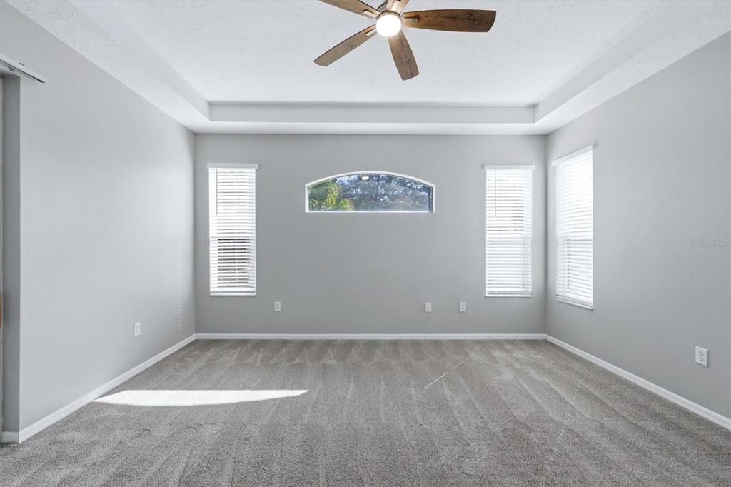 For Sale: $629,900 (4 beds, 3 baths, 2572 Square Feet)