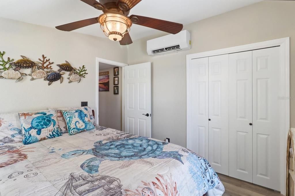 For Sale: $450,000 (2 beds, 2 baths, 1288 Square Feet)