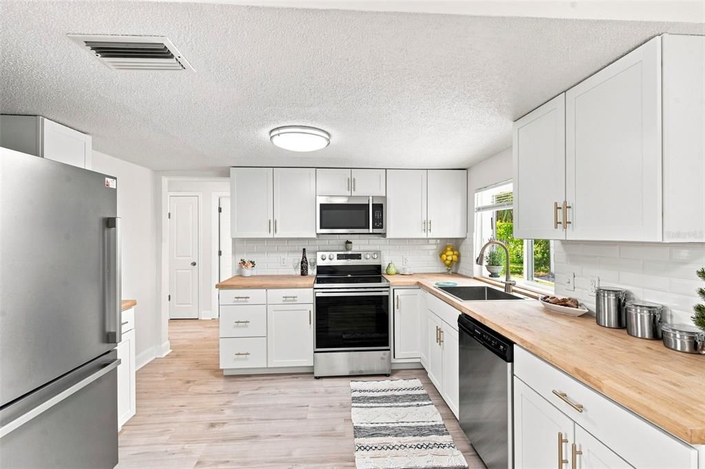 En Venta: $219,000 (2 camas, 1 baños, 1056 Pies cuadrados)