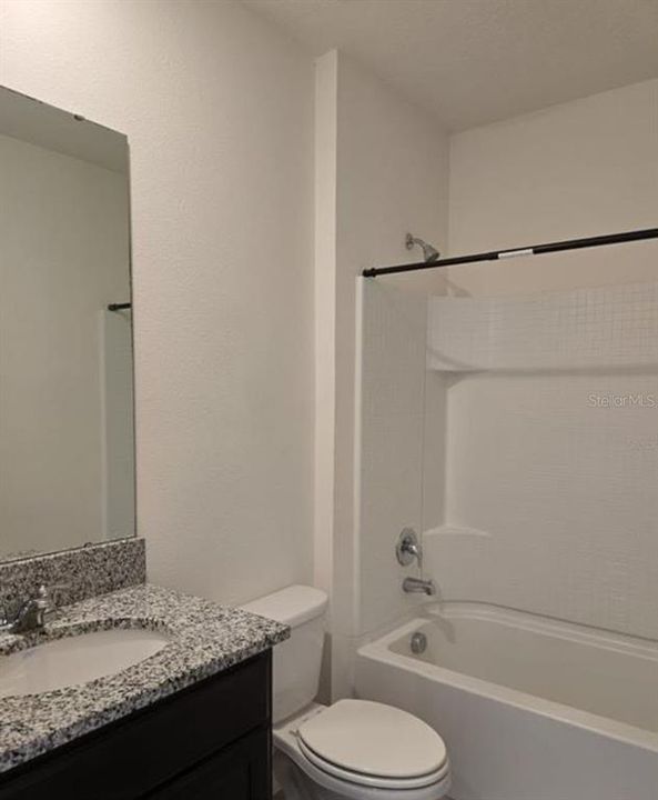 For Rent: $2,300 (3 beds, 2 baths, 1725 Square Feet)