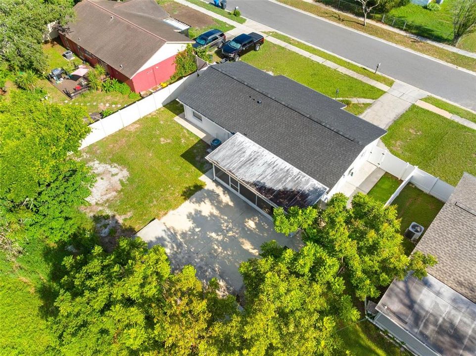 For Sale: $334,900 (4 beds, 2 baths, 950 Square Feet)