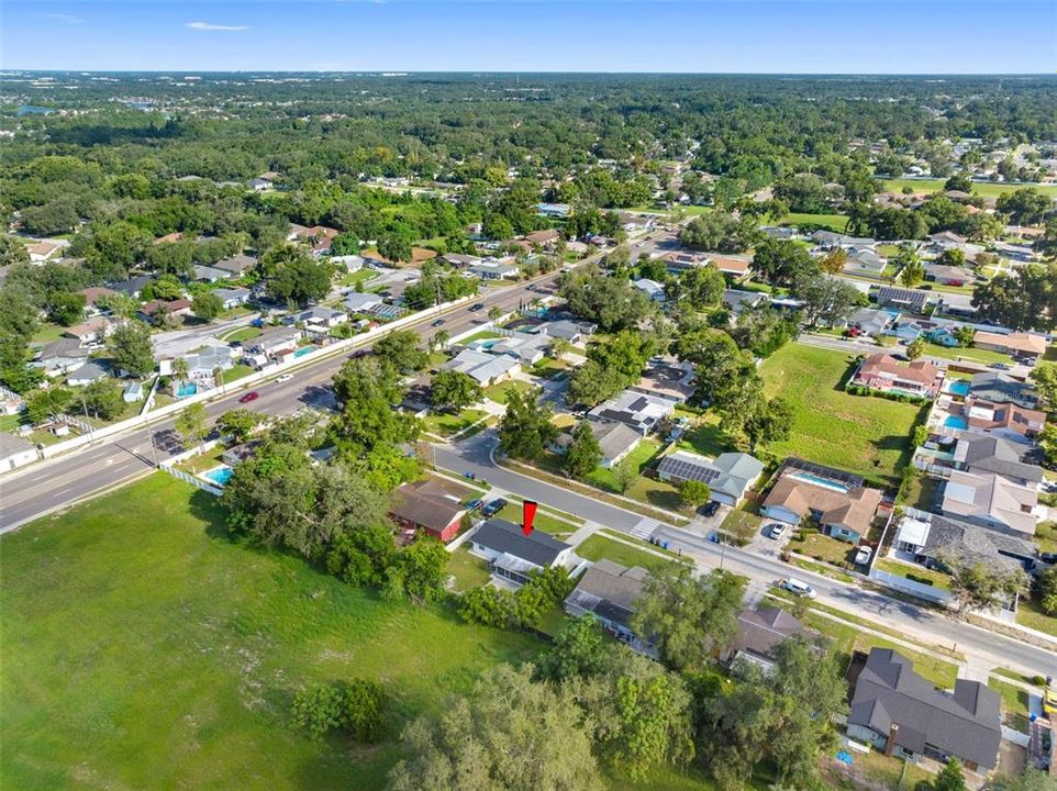 For Sale: $334,900 (4 beds, 2 baths, 950 Square Feet)
