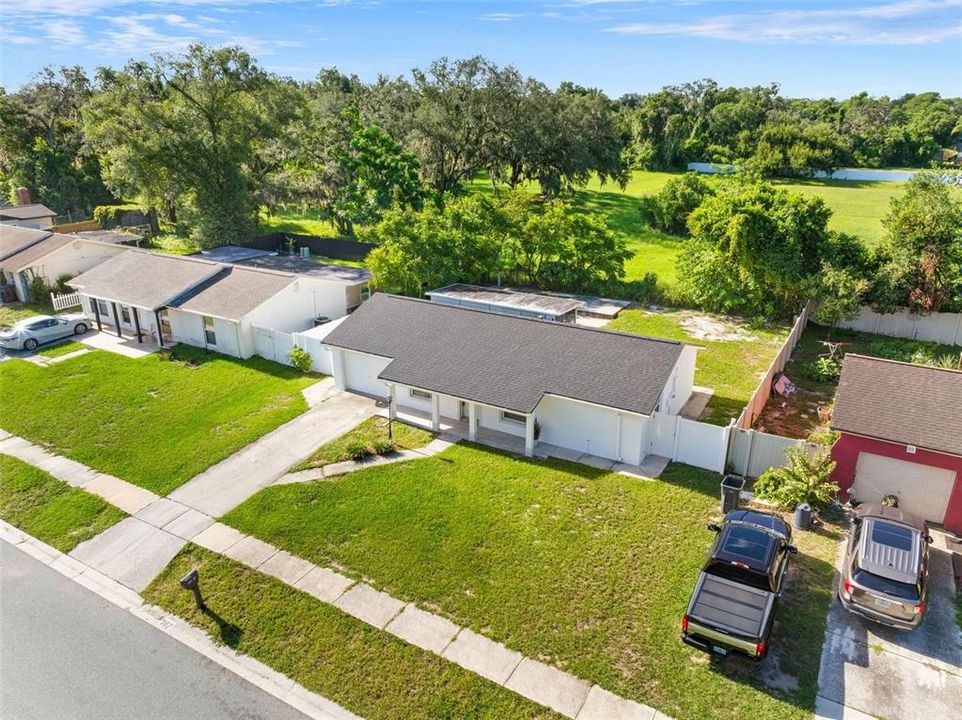 For Sale: $334,900 (4 beds, 2 baths, 950 Square Feet)