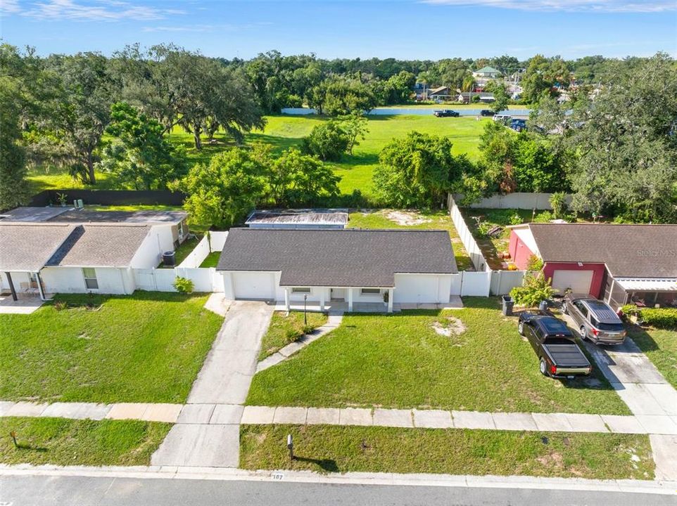 For Sale: $334,900 (4 beds, 2 baths, 950 Square Feet)