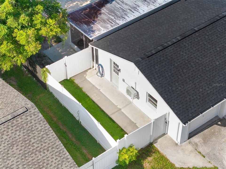 For Sale: $334,900 (4 beds, 2 baths, 950 Square Feet)