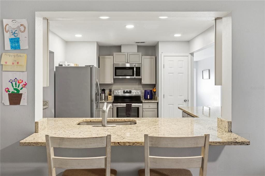 For Sale: $285,000 (3 beds, 2 baths, 1868 Square Feet)
