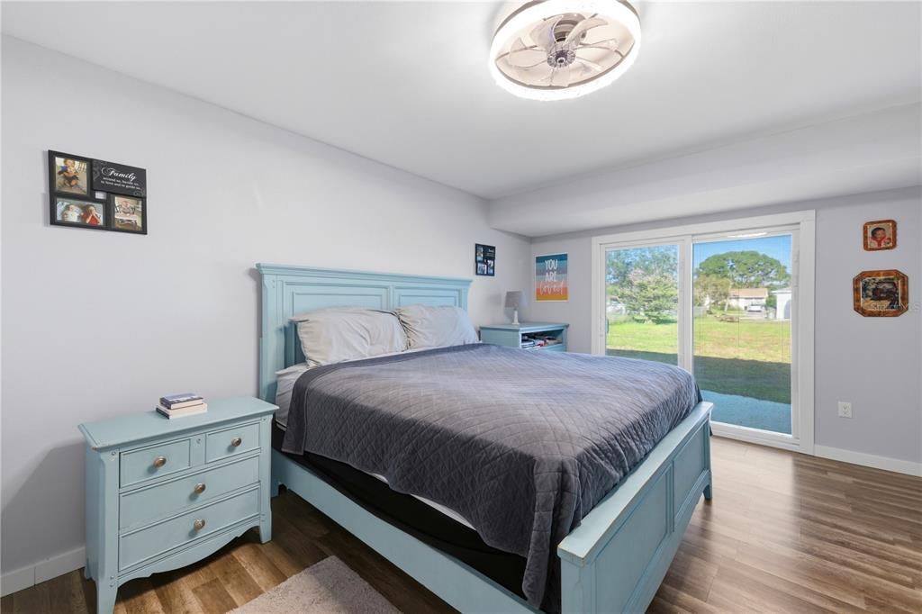 For Sale: $285,000 (3 beds, 2 baths, 1868 Square Feet)