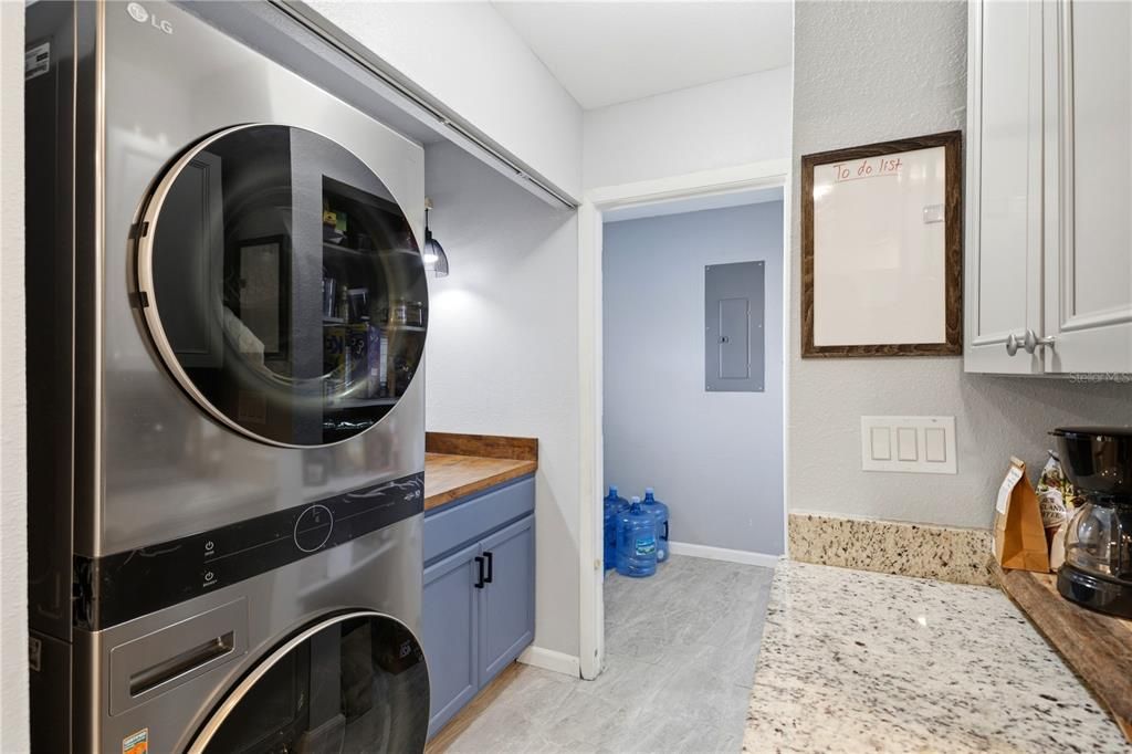 For Sale: $285,000 (3 beds, 2 baths, 1868 Square Feet)