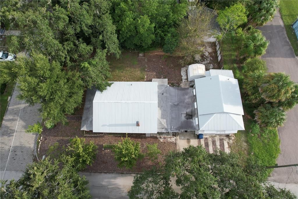 For Rent: $2,500 (3 beds, 2 baths, 1200 Square Feet)