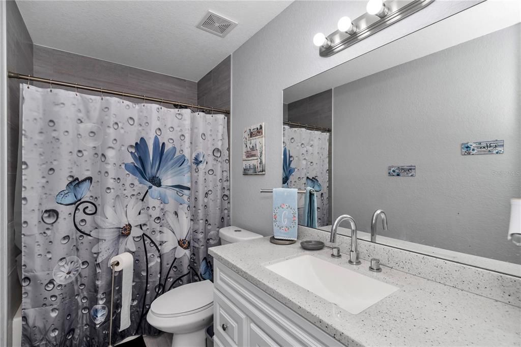 For Sale: $254,900 (3 beds, 2 baths, 1232 Square Feet)