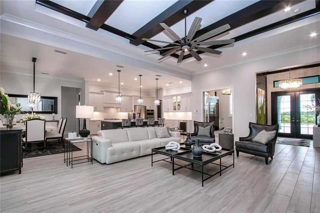 En Venta: $2,600,000 (3 camas, 4 baños, 3136 Pies cuadrados)