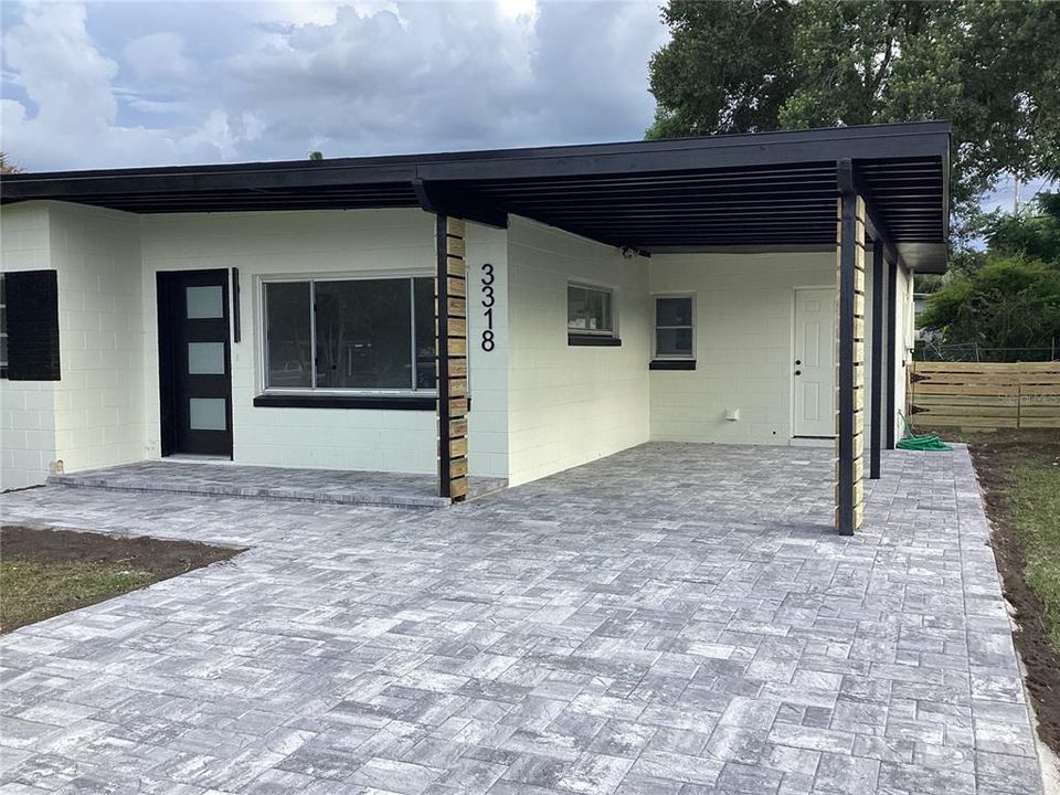 For Sale: $448,000 (3 beds, 2 baths, 1318 Square Feet)